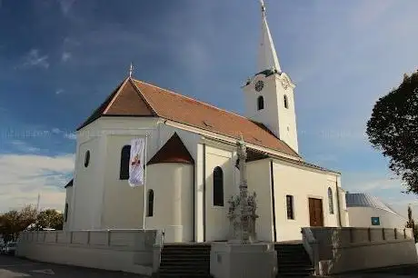 Photo de Pfarrkirche Zur Kreuzerhöhung