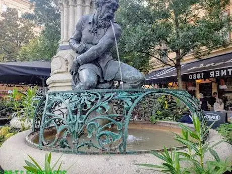 Photo de Sacred Fountain of St Mildred