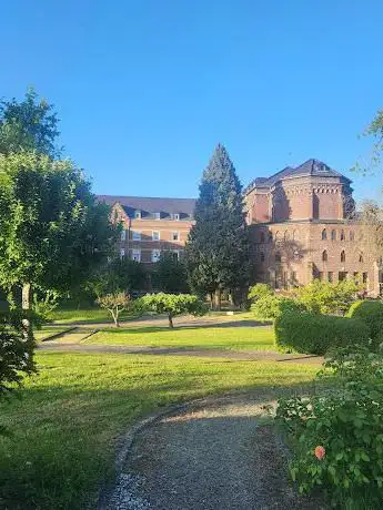 Photo de Kloster der Schwestern vom armen Kinde Jesus Provinzialat
