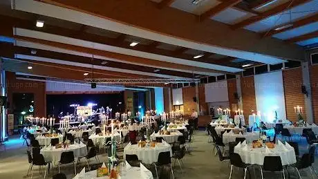 Photo de Stocksport- und Veranstaltungshalle Petersdorf II