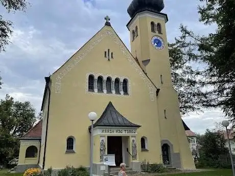 Photo de Martin-Luther-Kirche - Evangelisch-Lutherische Kirchengemeinde Penzberg