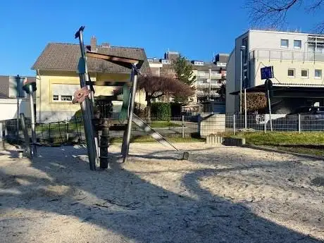 Photo de Spielplatz am Rothebach