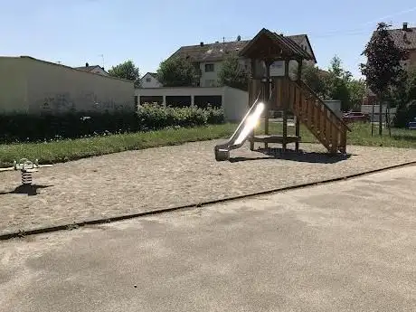 Photo de Spielplatz Donauschwabenstraße