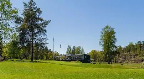 Photo de Saltsjöbadens Golfklubb