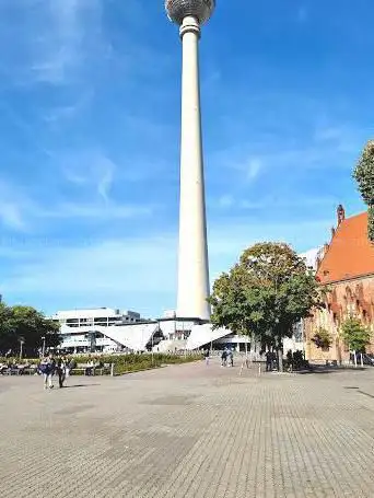 Photo de Berliner Fernsehturm