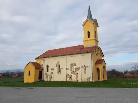 Photo de Church of the St. John the Baptist
