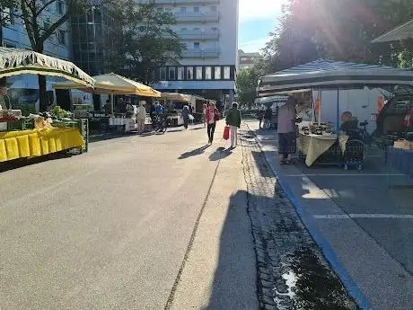Photo de Bauernmarkt Liezen