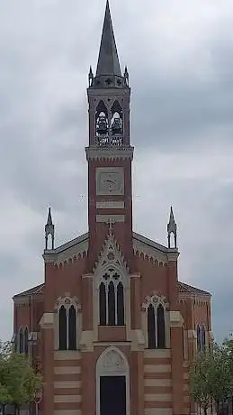 Photo de Church of Saint Mary Immaculate of Lourdes