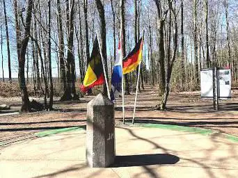 Photo de Les Trois Bornes NL / B / D