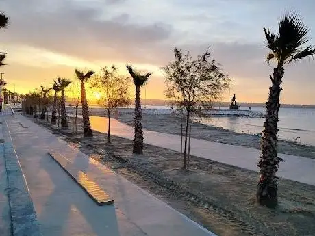Photo de Büyükçekmece sahil başlangıcı