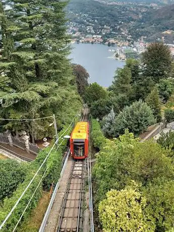 Photo de Funiculaire Côme-Brunate