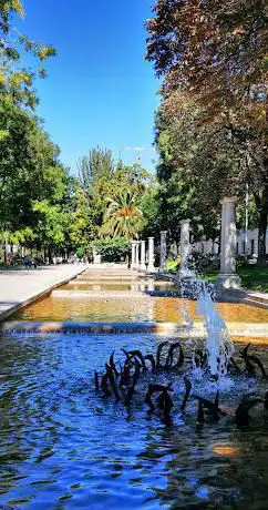 Photo de Fuentes de los jardines de Recoletos