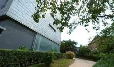 Photo de Square street Henri Huchard