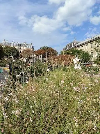 Foto de Square d'Anvers - Jean-Claude-Carrière
