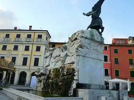 Photo de Piazza Giacomo Matteotti