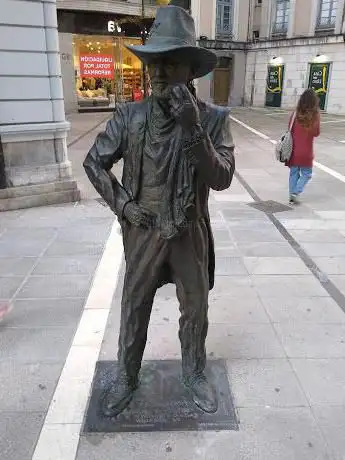 Photo de Estatua de Tino Casal
