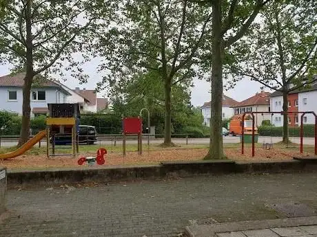 Photo de Spielplatz Von-Ketteler-Straße