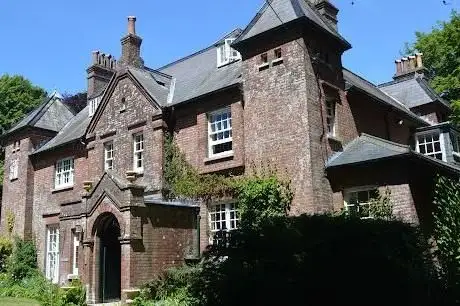 Photo de National Trust - Max Gate