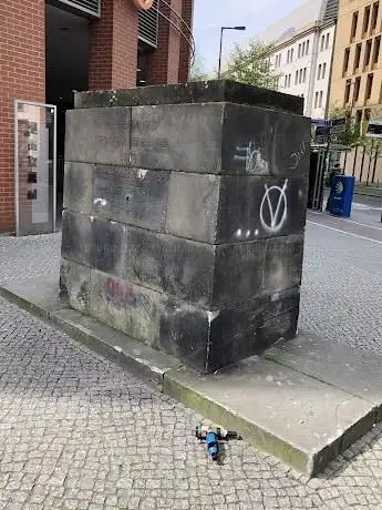 Photo de Liebknecht Denkmal Sockel
