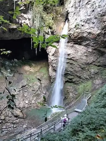 Photo of Grotte Cascade et Tyroliennes de Seythenex