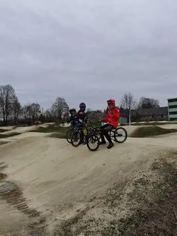 Photo de Gencsapáti BMX pálya