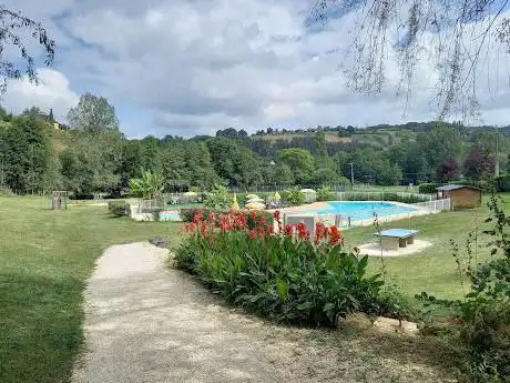 Photo de LE CAMPING DOMAINE DU LAC