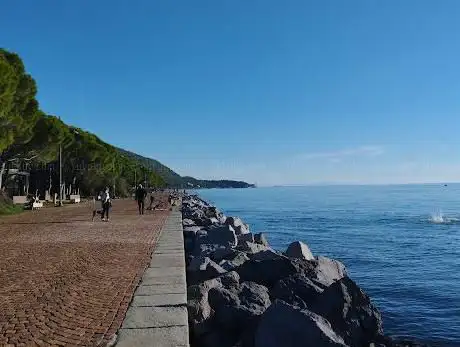 Photo de Barcola fountain