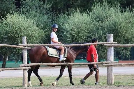 Photo de Horse Centar Lanterna