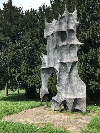 Photo de Monument to 16 Murdered Antifascists (the 
