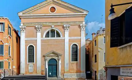 Photo de Église San Luca Evangelista