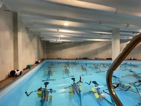 Photo of Aqua by - Charonne