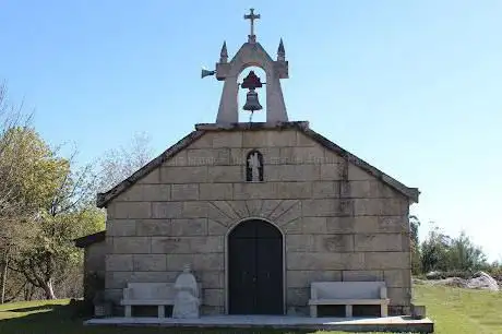 Photo de Ermida de MarÃ­a Auxiliadora de Vilas