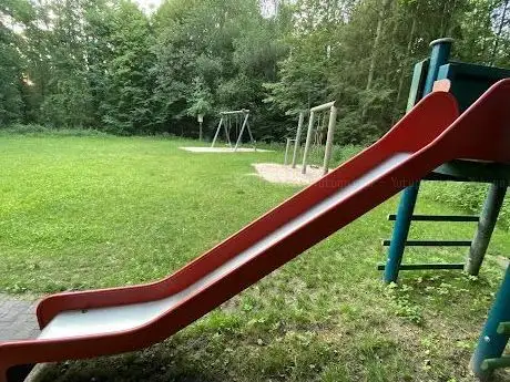 Photo de Playground Brucker Lache