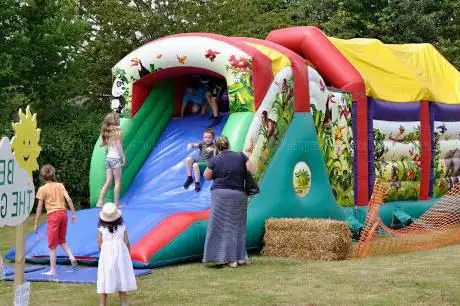 Photo de Yatton Keynell Play Area