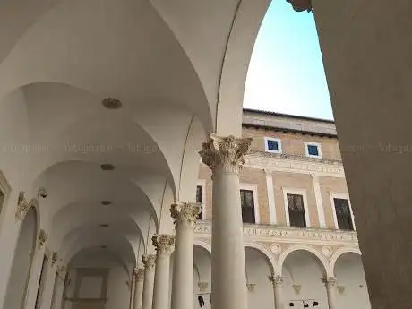 Photo de Guida turistica Urbino