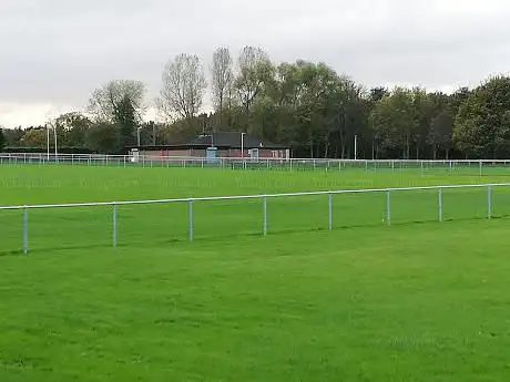 Photo de Ann Welfare Playing Fields