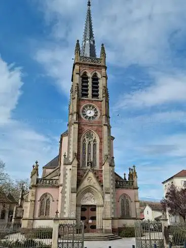 Photo de Basilique Saint Pierre Fourier