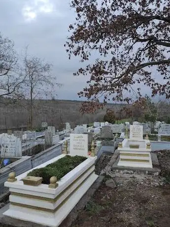 Photo de Şahin mezarcılık