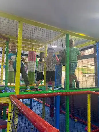 Photo de Green Park Café | Parque infantil