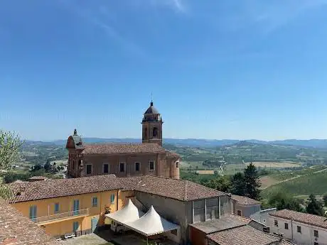 Photo de Resti del Castello di Castelnuovo Calcea