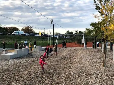 Photo de The Gardens Of The Line