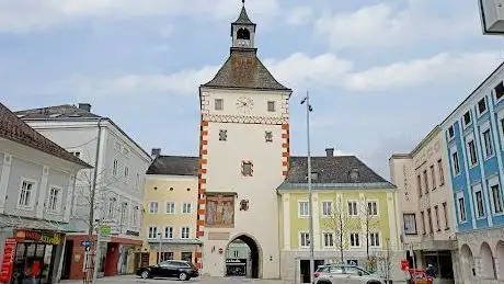 Photo de Oberer Stadtturm  Vöcklabruck