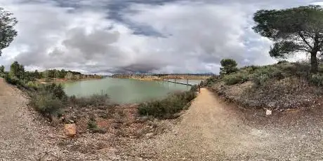 Photo de AGORA pantano de Almansa