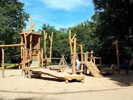 Photo de Spielplatz Vorgebiergspark