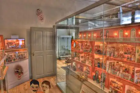 Photo of Hessisches Puppen- & Spielzeugmuseum