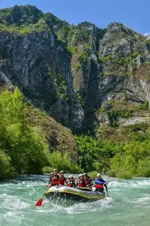 Photo of Rafting Verdon: VERDON XP & The Funny Helmets