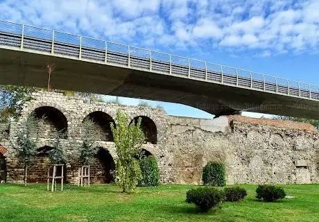 Photo de Old Galata Walls - Azapkapı