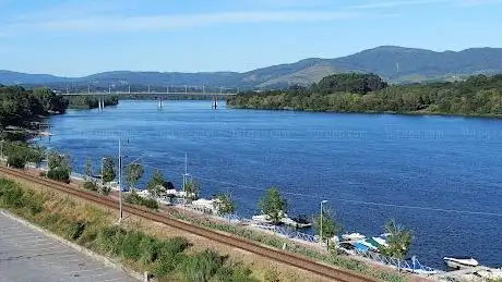 Photo de Cais do Rio Minho