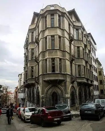 Photo de Erzurumlu Nafiz Bey Apartmanı