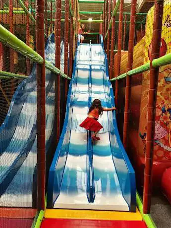 Photo de Bambooo parc de jeux de trampolines & lasergame